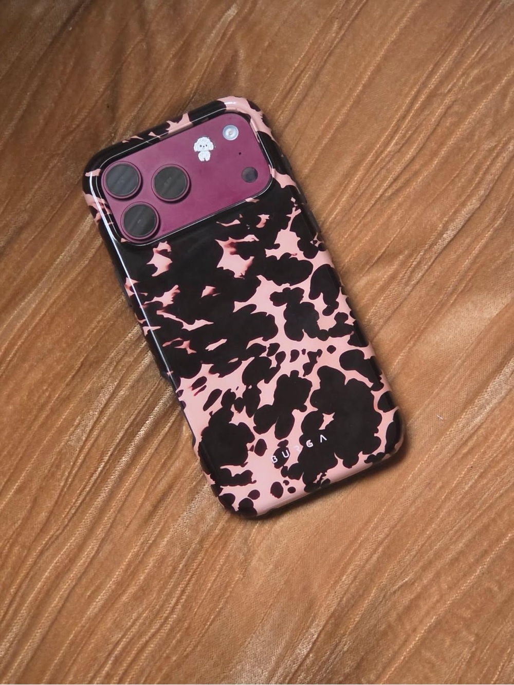 BURGA iPhone 17 /18 (6.9” ) Pro Max Case MagSafe Cream Black